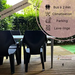 Superbe Dans Résidence Avec Piscine Appartement