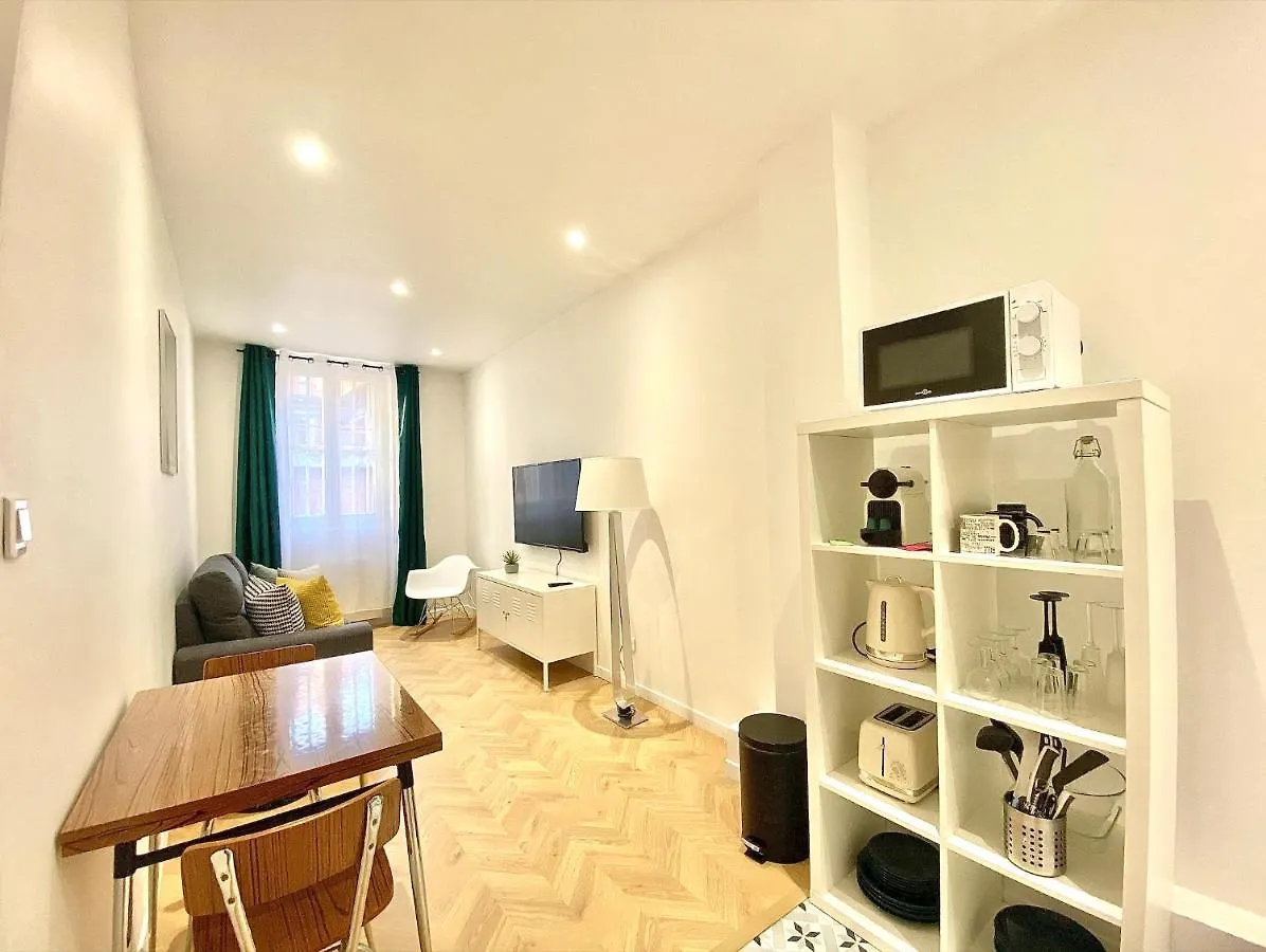 L'Escapade - Appartement Avec Chambre & Parking - Toulouse Centre 0*,  Frankrike